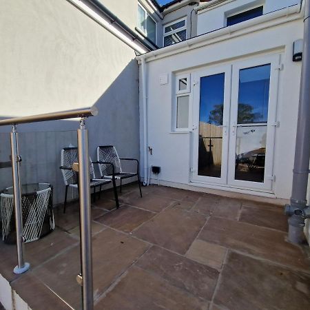 3 Bedroom Stylish Home Merthyr Merthyr Tydfil Exteriör bild