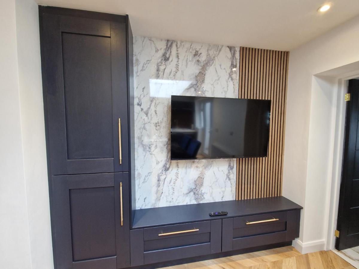 3 Bedroom Stylish Home Merthyr Merthyr Tydfil Exteriör bild