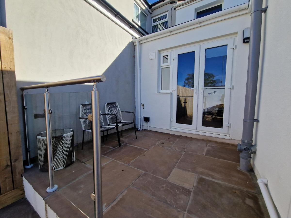 3 Bedroom Stylish Home Merthyr Merthyr Tydfil Exteriör bild