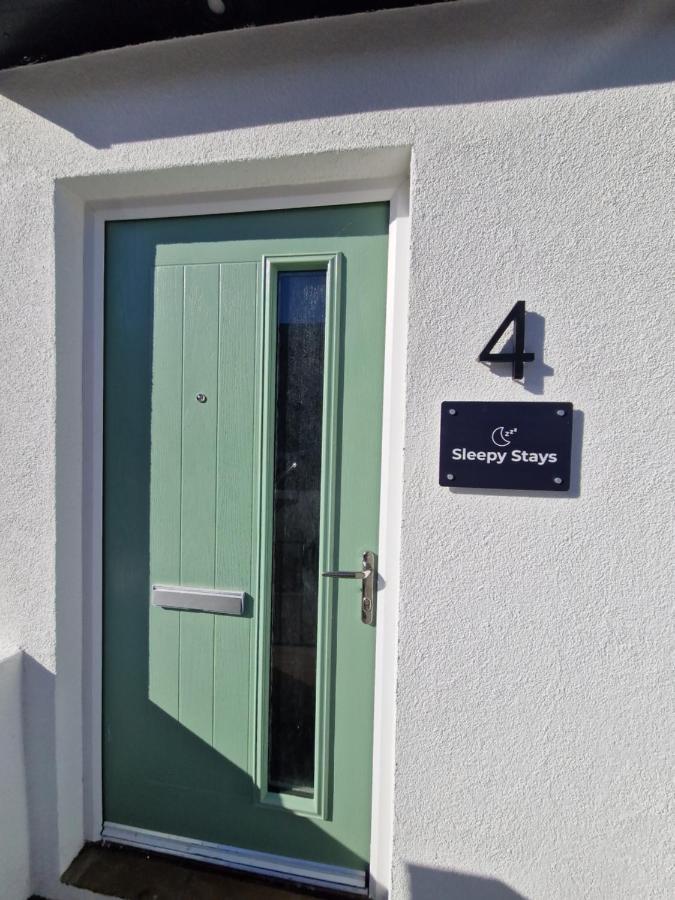 3 Bedroom Stylish Home Merthyr Merthyr Tydfil Exteriör bild